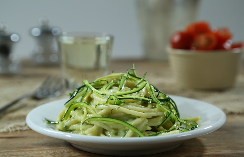 Spaghetti with Avocado Sauce