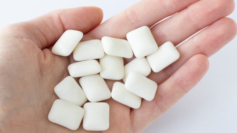 Sugar-free gum