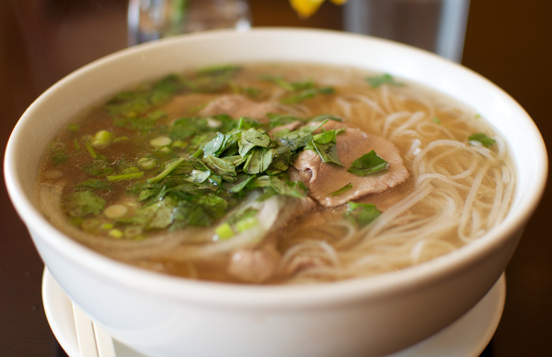 Phở — /fuh/