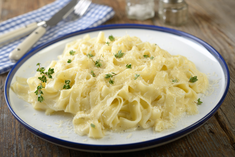 Fettuccine Alfredo 