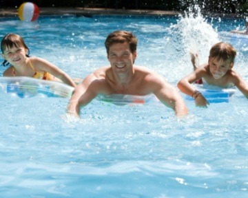 10 Ideas for Summer Family Fun at Home