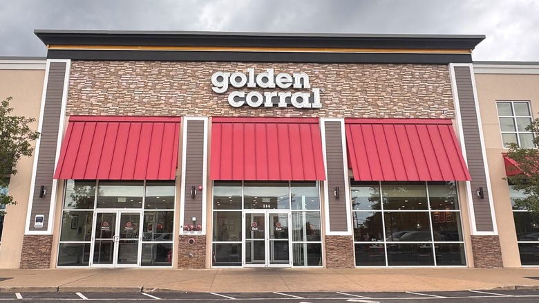 Golden Corral restaurant in Manchester, NH