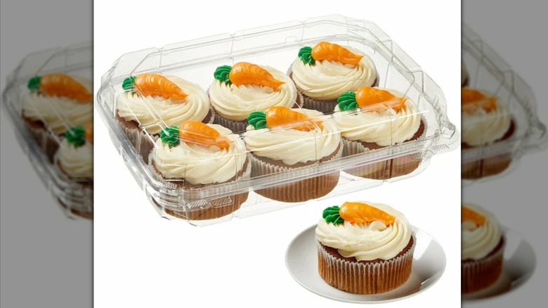 Kirkland Signature Mini Carrot Cakes