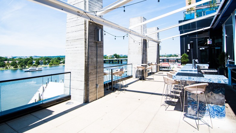 La Vie rooftop