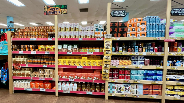 trader joe's aisle
