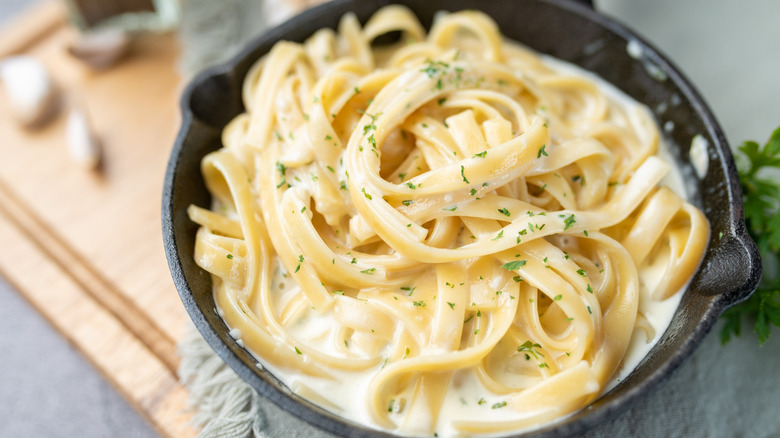 Alfredo pasta in bowl