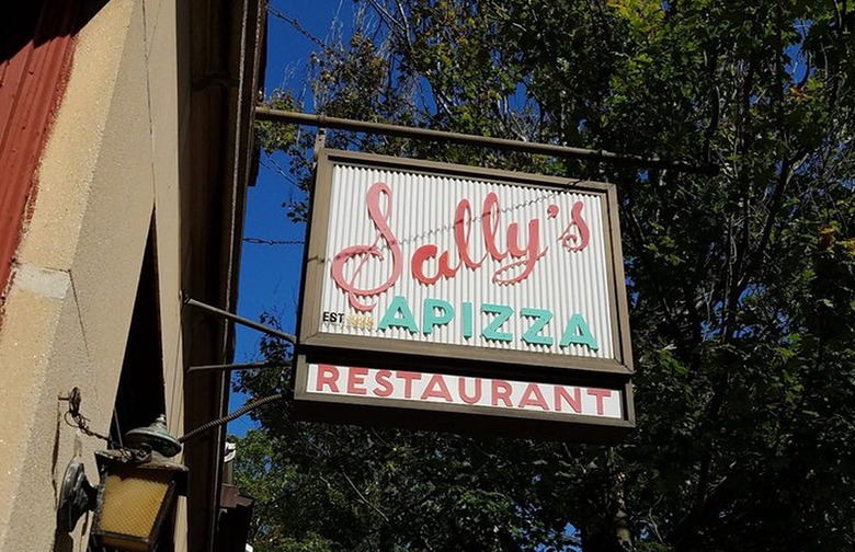 #12 Tomato Pie, Sally's Apizza (New Haven, Connecticut)