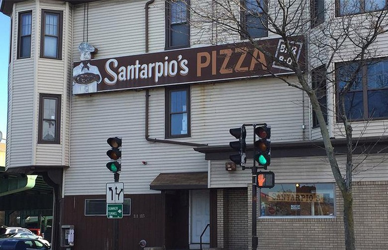 #40 Mozzarella, Sausage and Garlic, Santarpio's (Boston, Massachusetts)