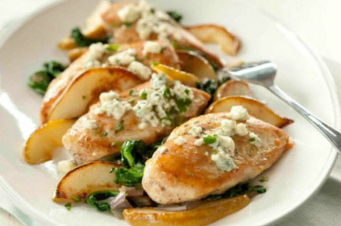 Baked Chicken with Spinach, Pears, and Blue Cheese