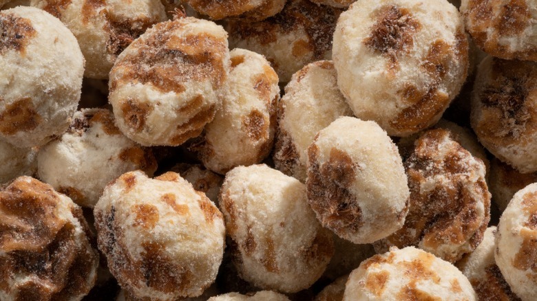 Pile of tiger nuts 