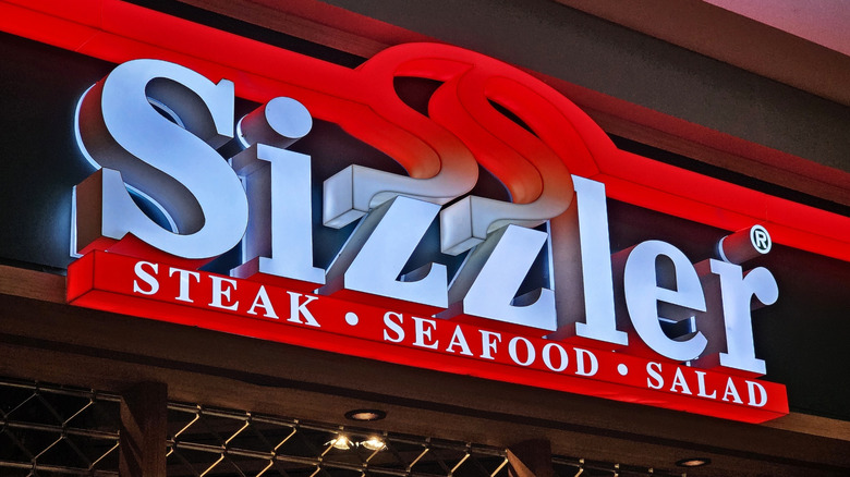 Sizzler restaurant sign