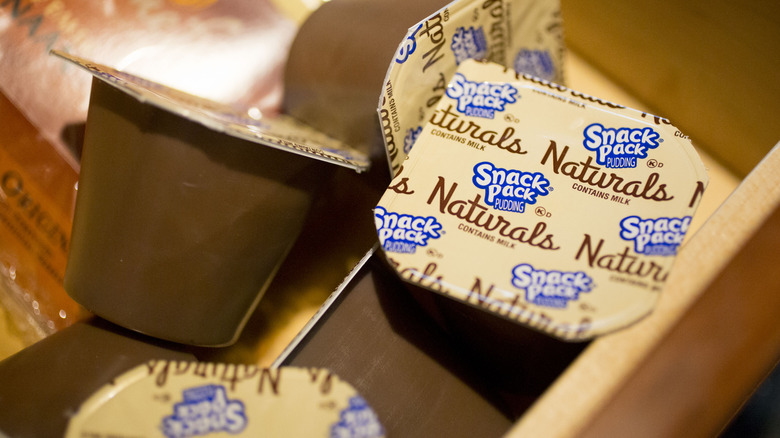 chocolate pudding cups