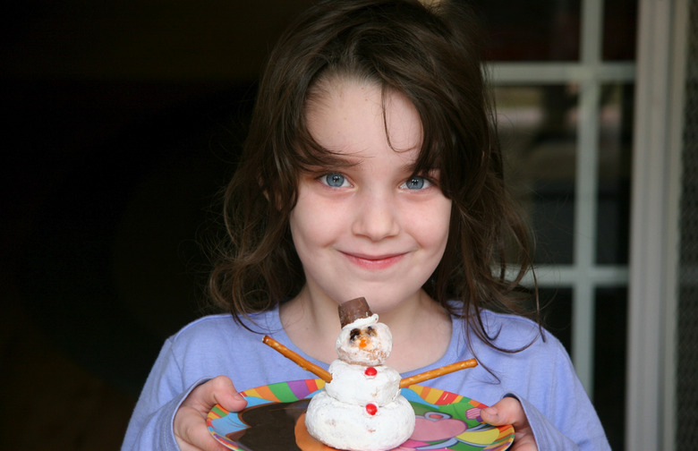 Doughnut Snowman