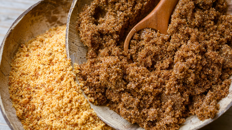 Brown sugar in bowls