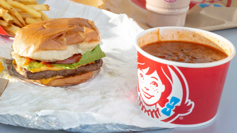 Wendy's cheeseburger and a tub of chili