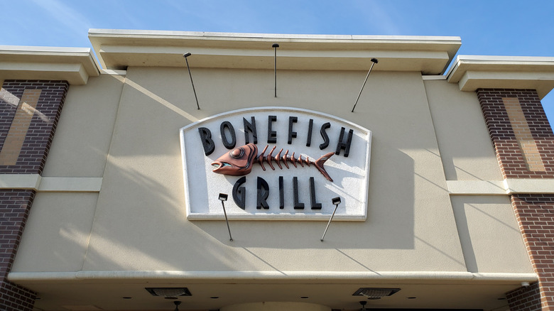 A Bonefish location's exterior signage