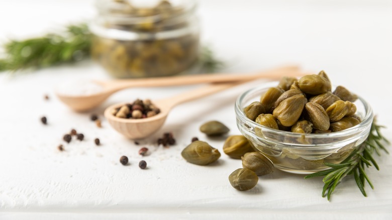 capers in bowl