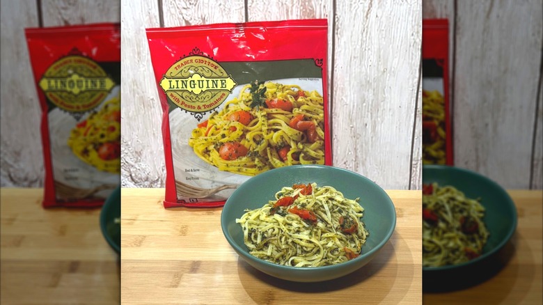 Trader Giotto's Linguine with Pesto & Tomatoes in bag and bowl