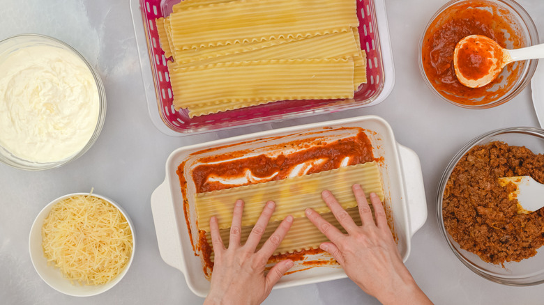 Lasagna noodles layered lengthwise