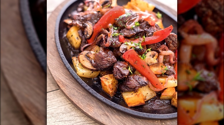 Perkins steak and peppers skillet