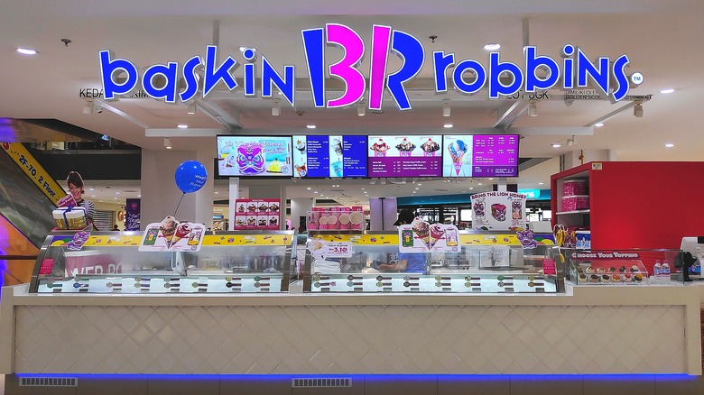 Baskin Robbins interior with ice cream counter