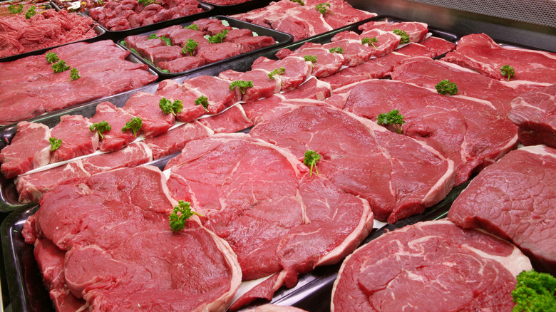 Cuts of refrigerated beef