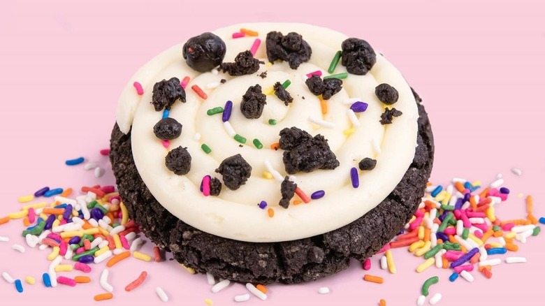 Oreo Birthday Cake Cookie