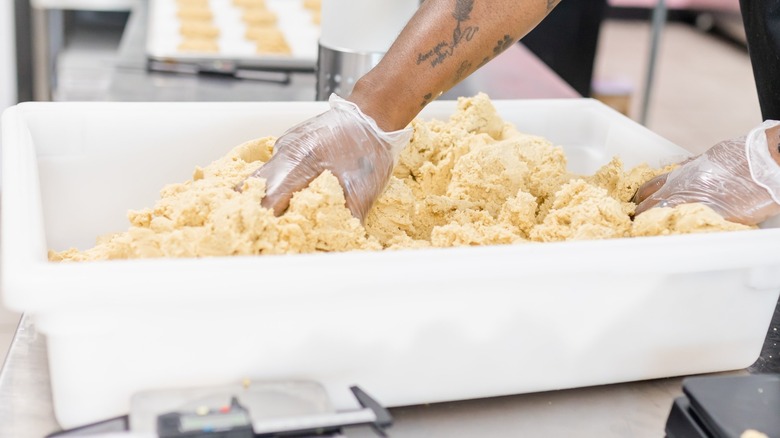 Making Crumbl cookies