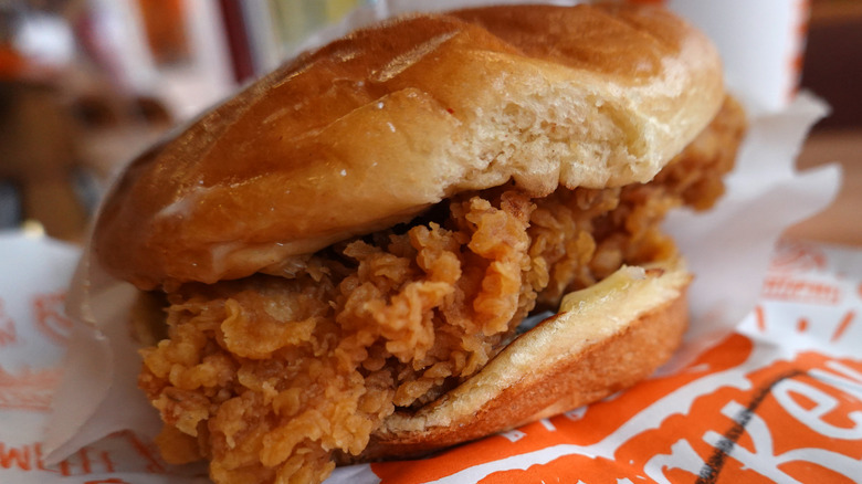 Popeyes chicken sandwich