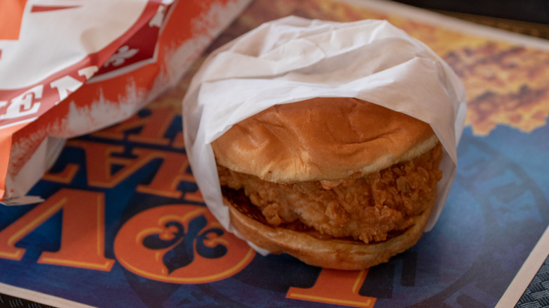 Popeyes chicken sandwich