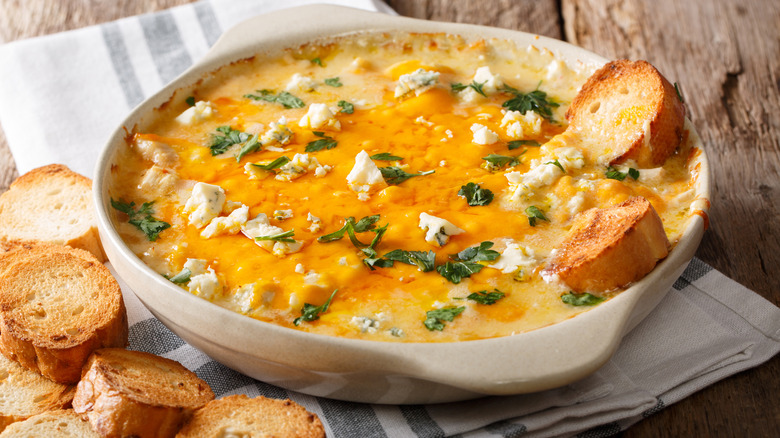 buffalo chicken dip