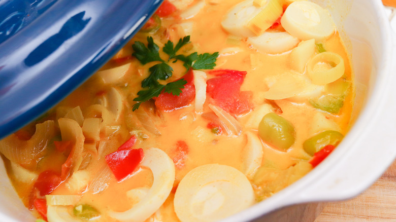 A hot plate of moqueca