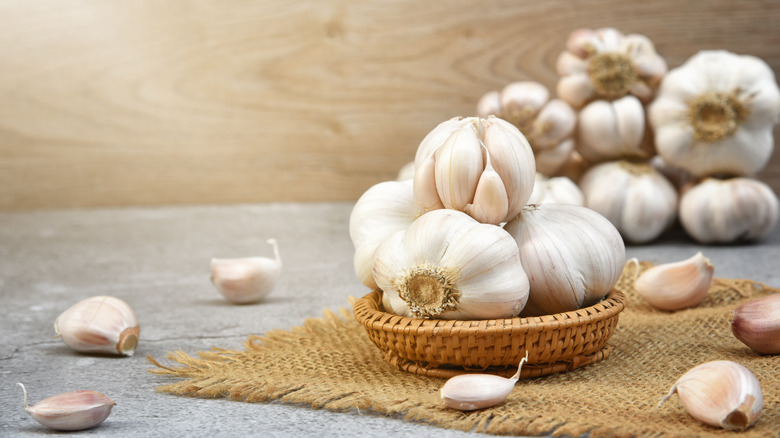Fresh garlic bulbs and cloves