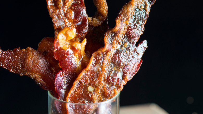 maple glazed bacon slices