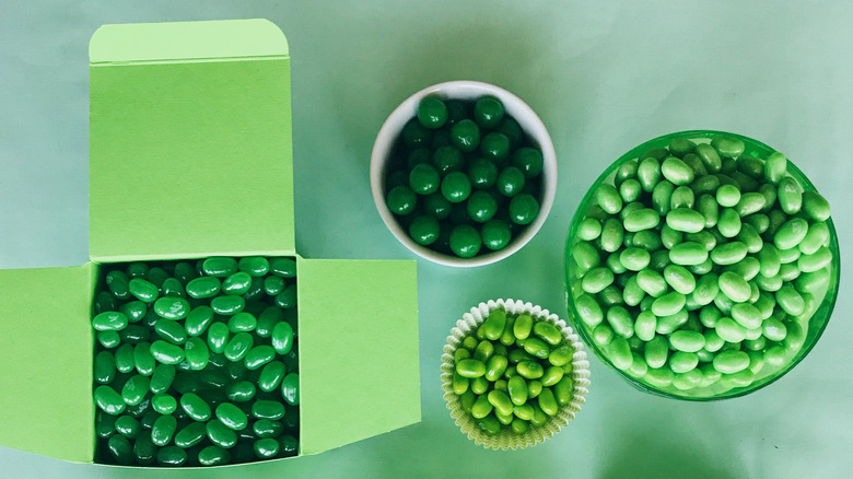 four green jelly bean varieties