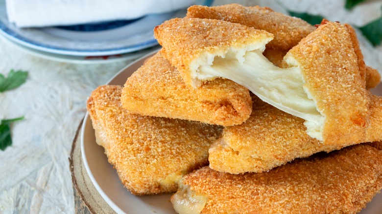 Mozzarella in carrozza