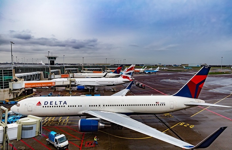 Not Mixing Airline Companies