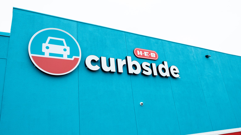 H-E-B curbside order