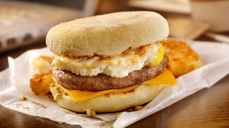 Breakfast sandwich