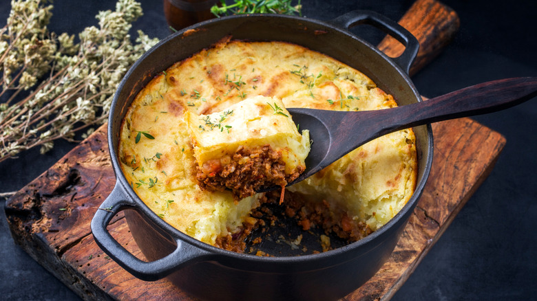 cottage pie in cast iron skillet