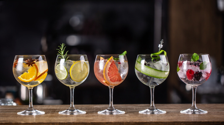 glasses of gin and tonic