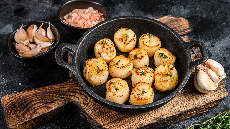 Seared scallops in cast iron pan