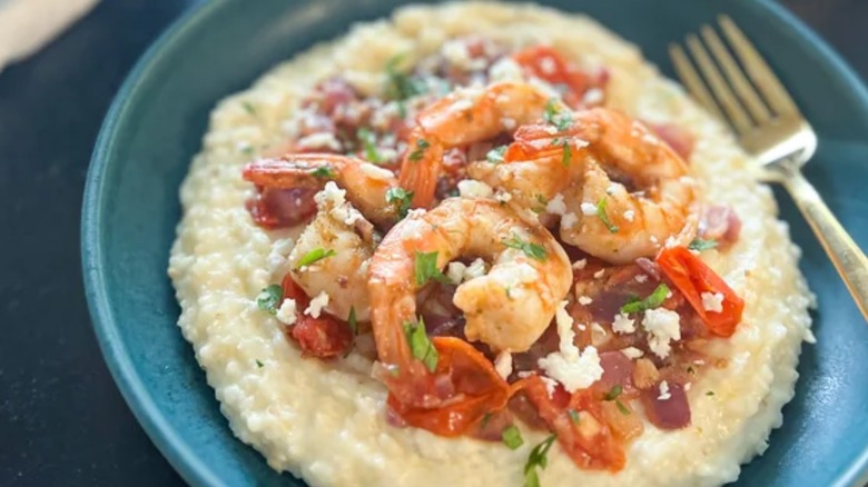 bowl of shrimp and grits, fork