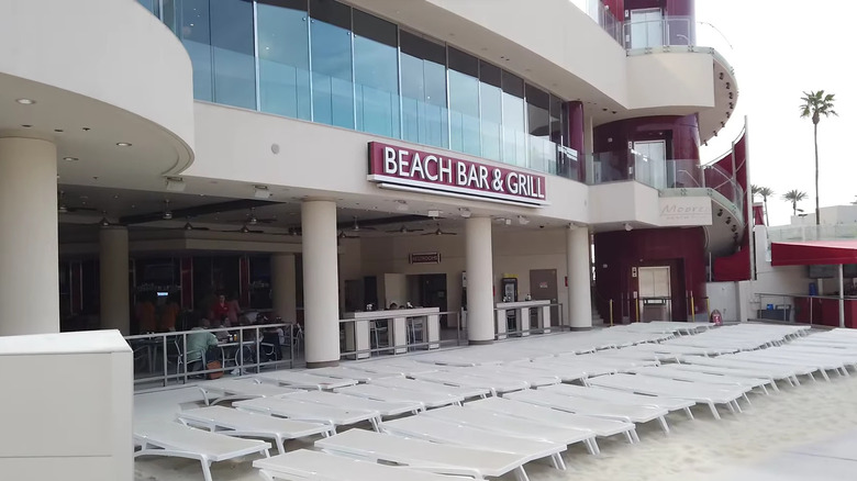 Exterior of Beach Bar & Grill