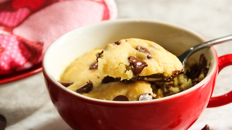 Microwave cookie in a mug