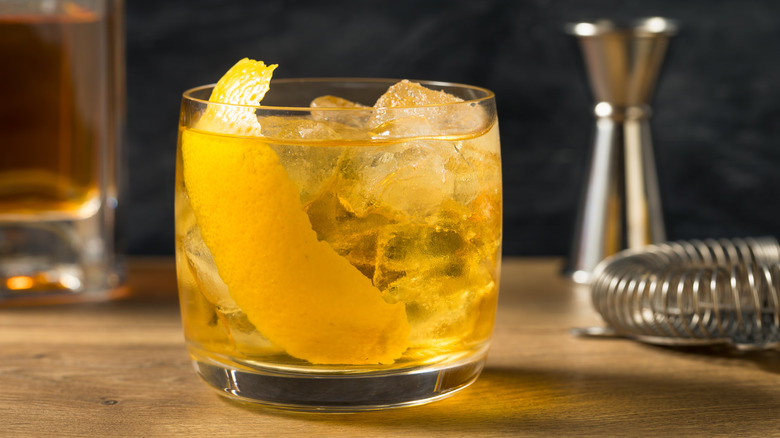 Rusty nail cocktail