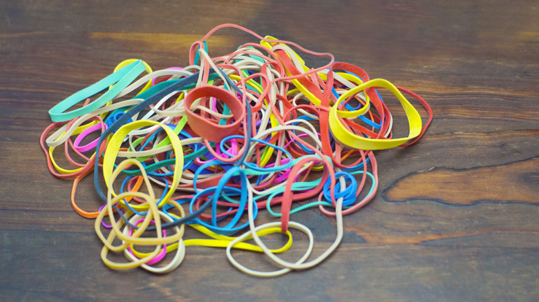 Pile of rubber bands