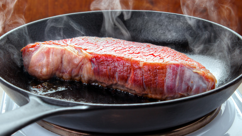 searing beef in cast iron