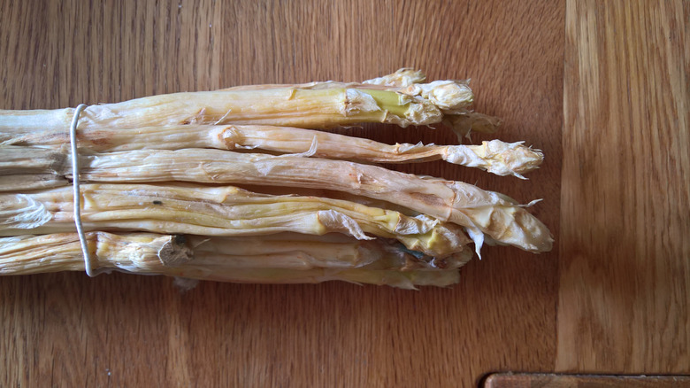 moldy asparagus