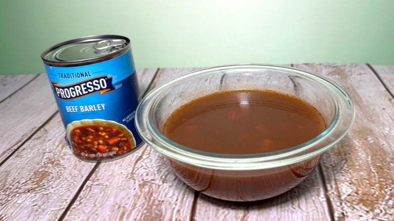 can and bowl of progresso beef soup